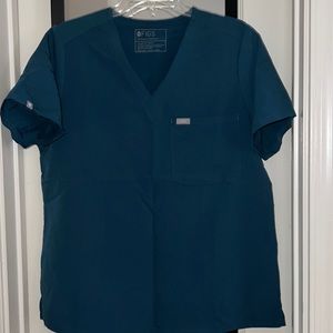 Figs caribbean blue scrub top